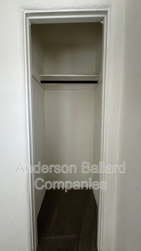 Foto del edificio - 7032 Washington Ave