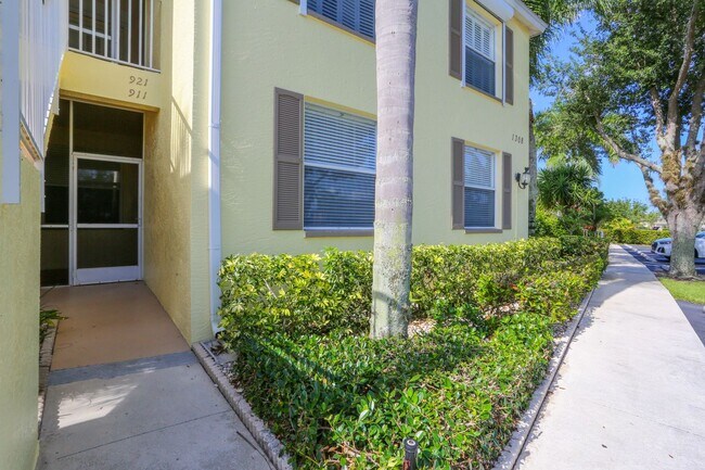 Foto del edificio - ***GREAT LOCATION***COASTAL LIVING***SWFL HIDDEN GEM***QUIET COMMUNITY***COSE TO MARCO ISLAND***