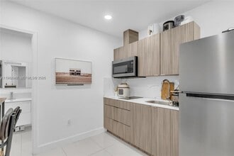 Building Photo - 26620 SW 136th Ave