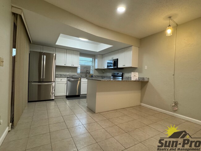 Foto del edificio - 116 Moonstone Ct