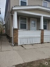 Building Photo - 2327 S 15th St