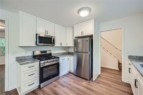 Foto del edificio - 1718 Country Park Way