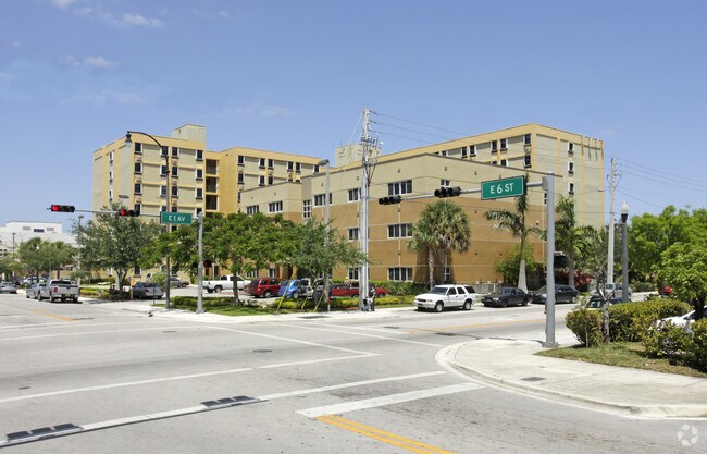 The Plaza Apartments Jacksonville Fl Reviews The Plaza Apartments Jacksonville Fl Reviews