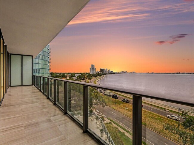 Foto del edificio - 3101 Bayshore Blvd