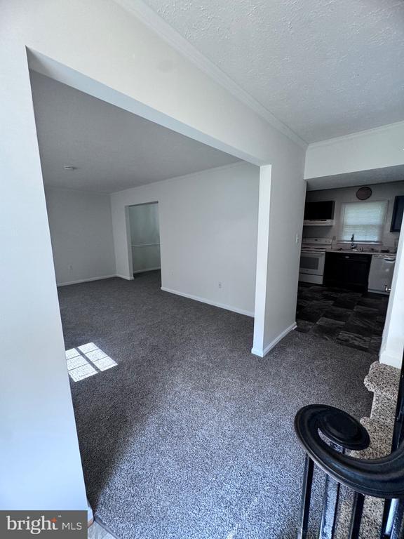 Building Photo - 2108 Duchy Ct