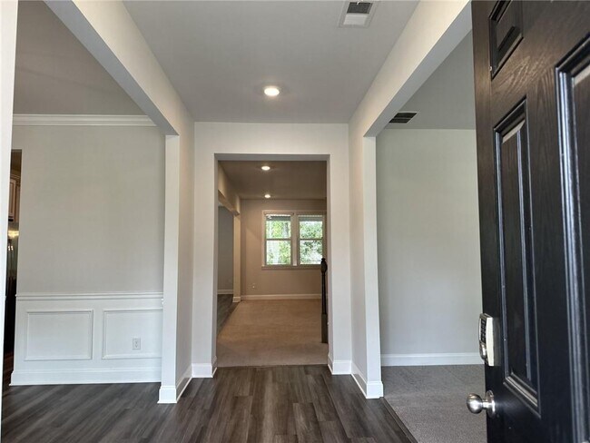 Foto del edificio - 3380 Deaton Trail