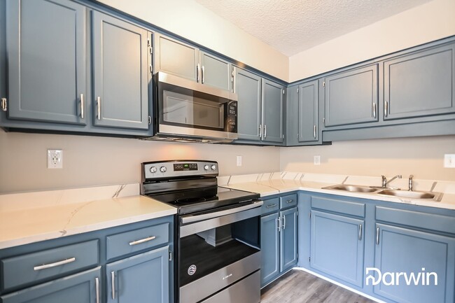 Building Photo - 1104 Pecan Place, Durham, NC 27704