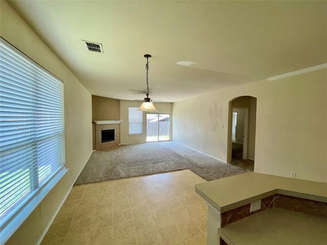 Foto del edificio - 493 Hunters Ridge Dr