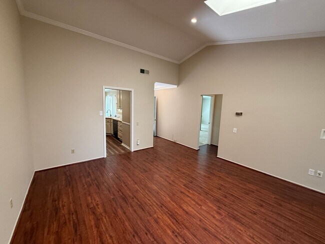 Building Photo - 11109 Village 11