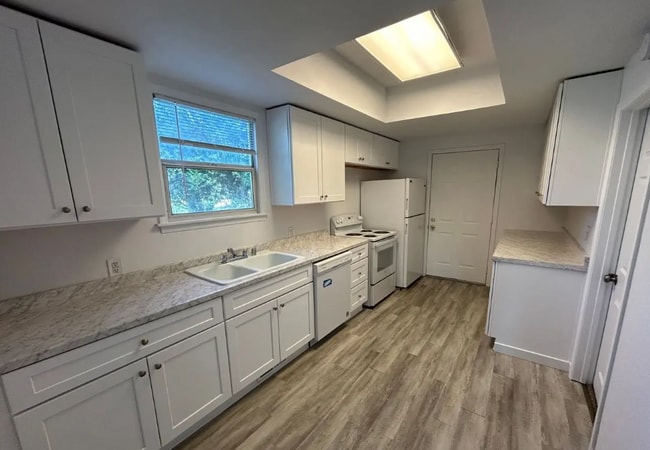 Foto del edificio - 314 E Ermina Ave