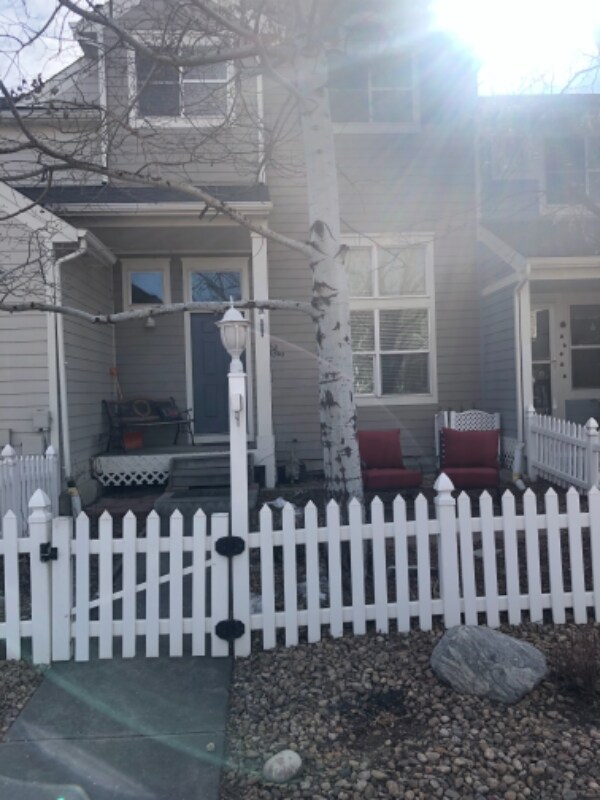 Building Photo - 4018 Independence Dr