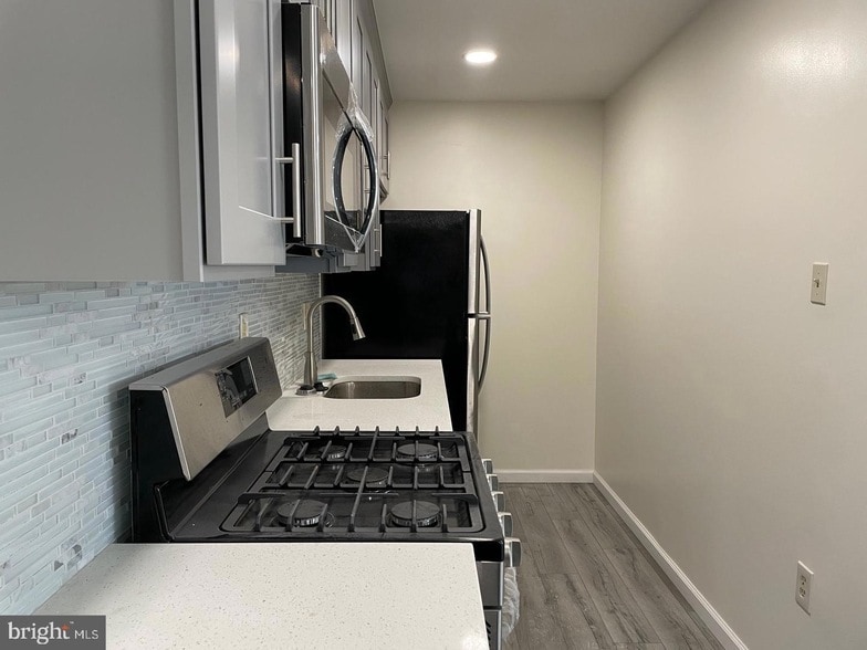 Foto principal - 910 Arch St
