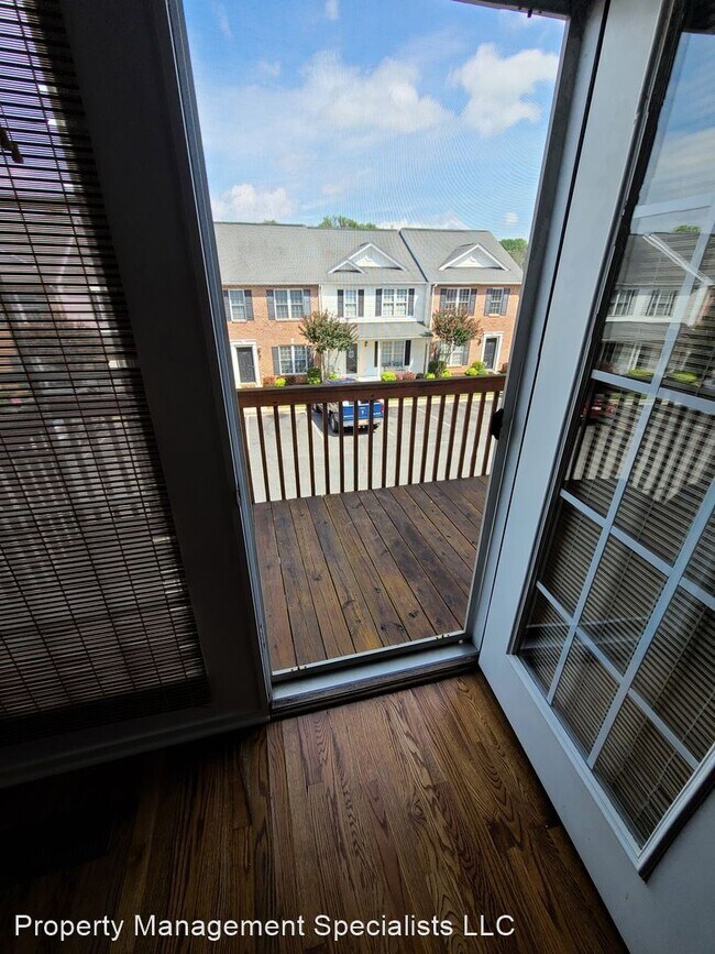 Foto del edificio - 3 br, 4 bath House - 720 Wyndhurst Dr.
