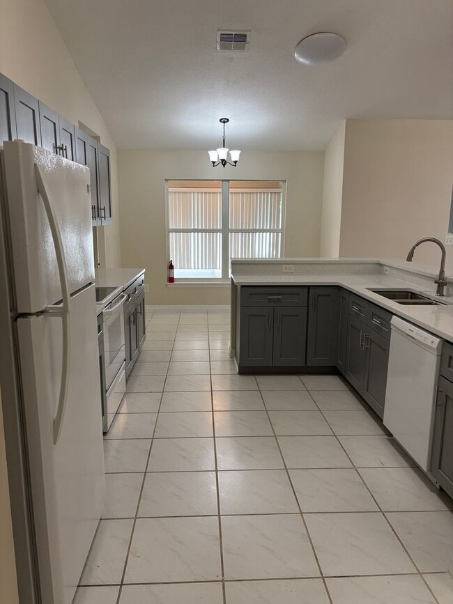 Foto del edificio - Beautifully Updated Golf Home for Rent – Lake County, Florida