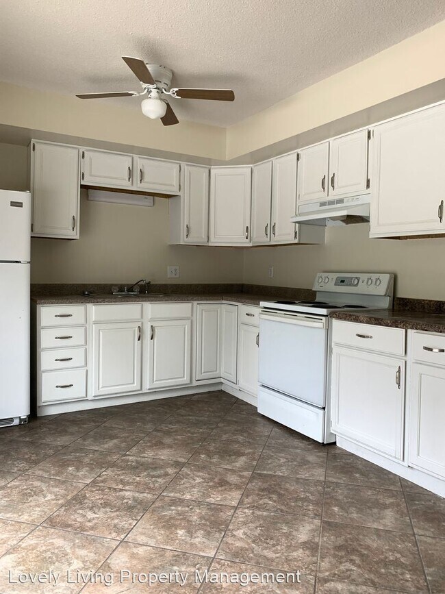 Building Photo - 4 br, 1.5 bath House - 3310 N 481 W