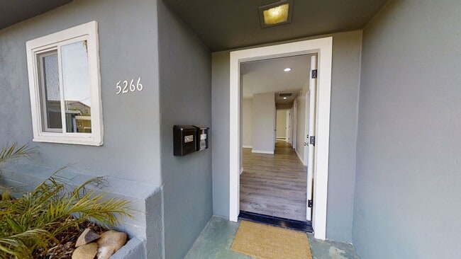 Foto del edificio - 5266-5268 Tipton St