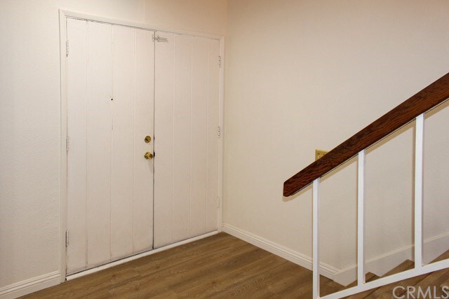 Building Photo - 512 Breezewood Ct