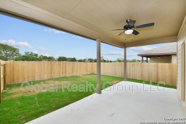 Building Photo - 2557 Pahmeyer Rd