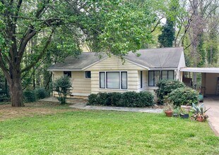 Building Photo - 138 Habersham Dr