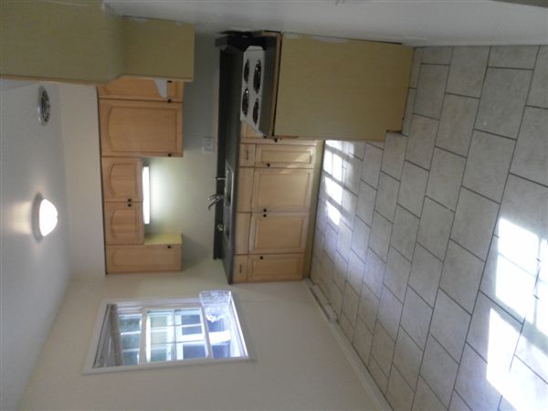 Building Photo - 301 N Kendall Ave