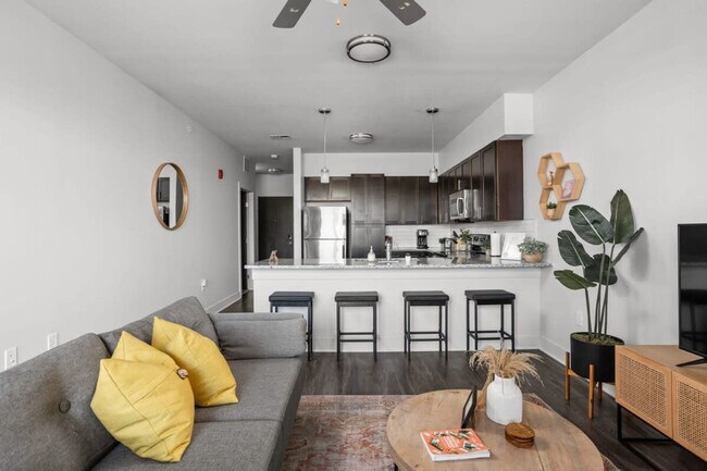 Foto del edificio - 8506 Westfield Blvd