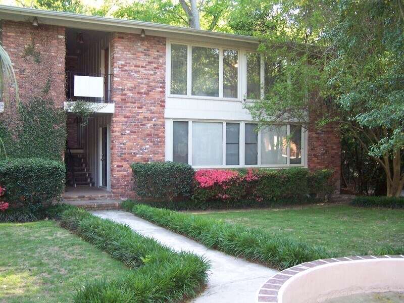 Primary Photo - 529 King St
