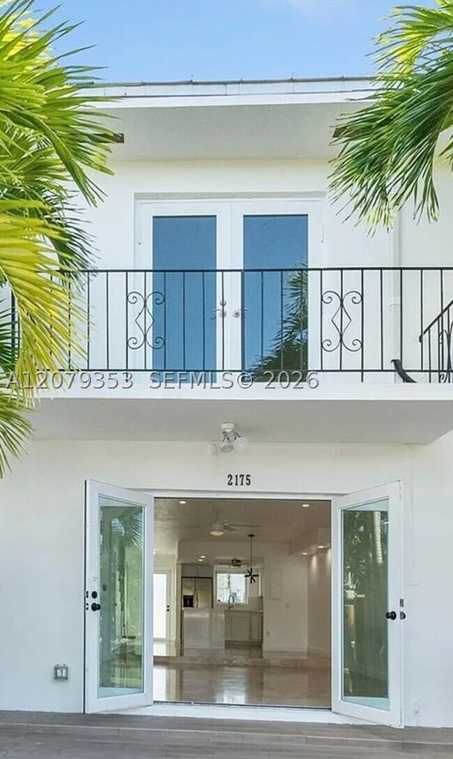 Foto del edificio - 2175 NE 123rd St