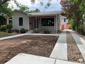 Building Photo - 4412 Bellvue Ave