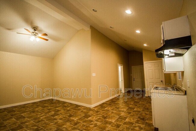Foto del edificio - 526 Cooper St