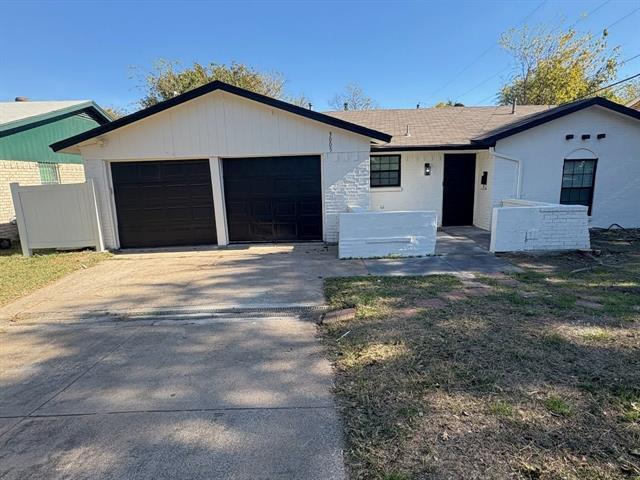 Foto del edificio - 3005 Farrell Ln