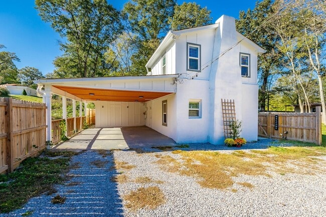 Building Photo - 103 S Germantown Rd