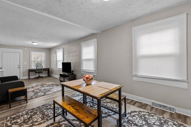 Building Photo - ODU 3 bed, Quick move in!!!