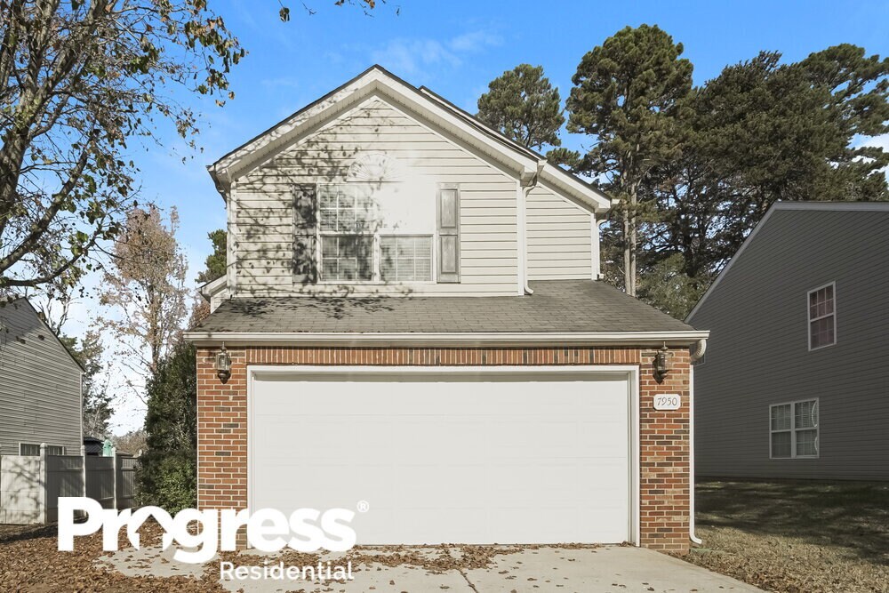 Primary Photo - 7950 Bristle Ln