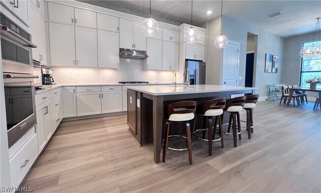 Foto del edificio - 9124 Raintree St