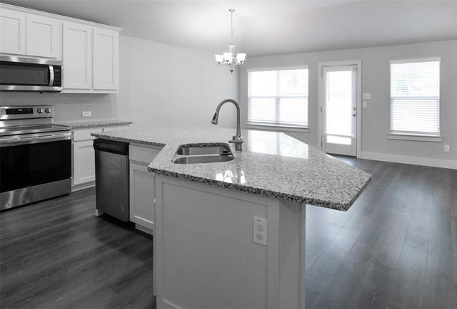 Building Photo - 4527 W Lake Highlands Dr