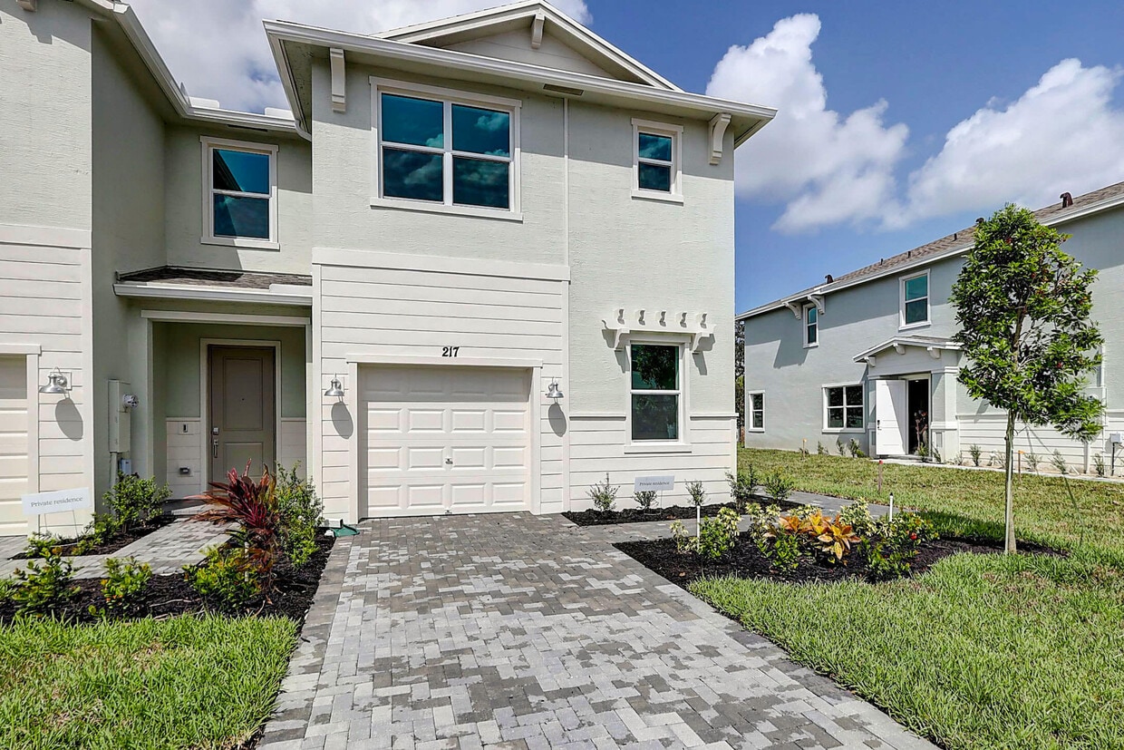 217 Woodbark St, Port Saint Lucie, FL 34984 Townhome Rentals in Port Saint Lucie FL