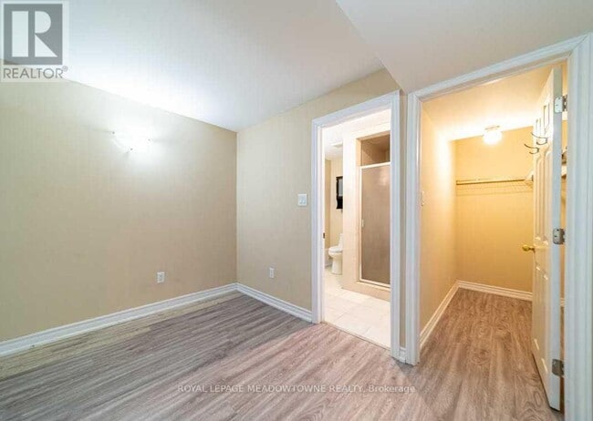 Building Photo - 1036 Yates Dr