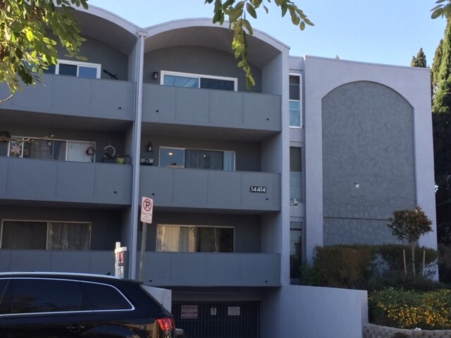 Building Photo - 14414 Addison St