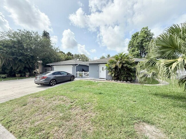 Foto del edificio - 2658 Sunny Breeze Ave
