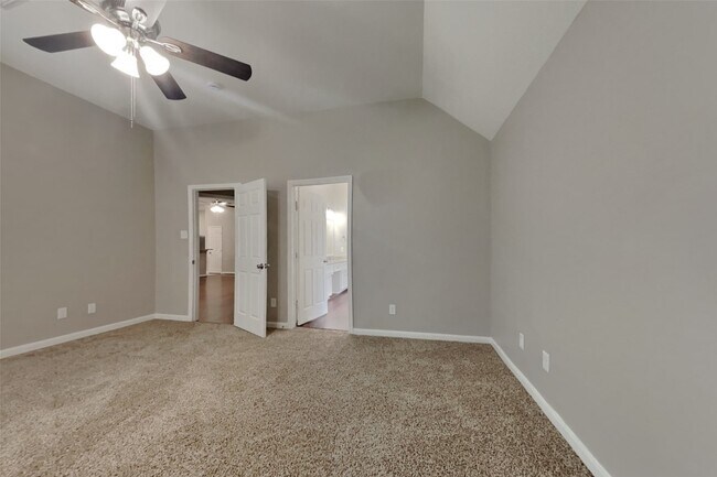 Foto del edificio - 12711 Cedar Grove Ct