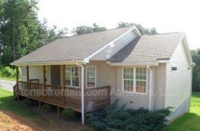 Foto principal - 60 Bear Creek Hills Dr