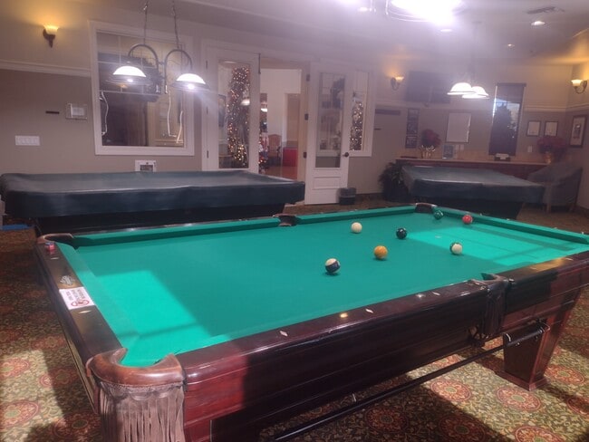 Foto del edificio - 8256 Triplett Ln