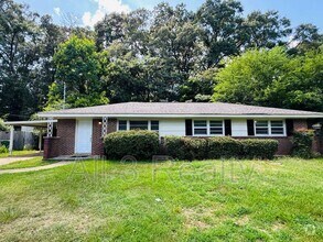 Building Photo - 664 Joryne Dr