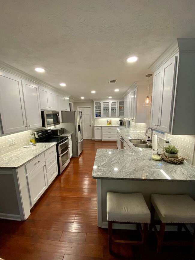 Photo - Charming 3-Bedroom Home in Prime Auburn Lo...