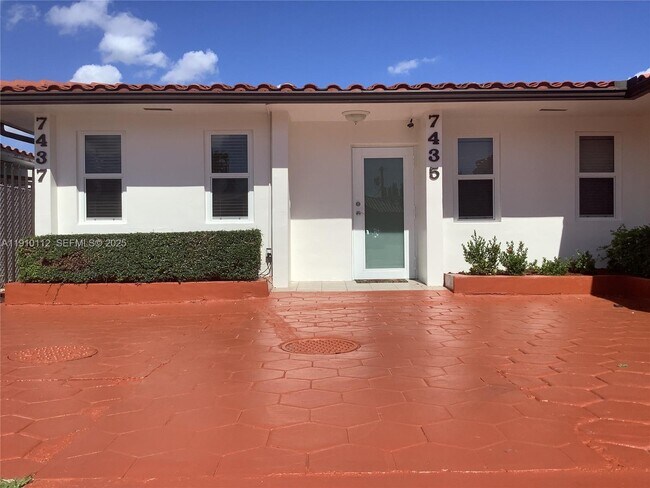 Foto del edificio - 7435 SW 23rd St