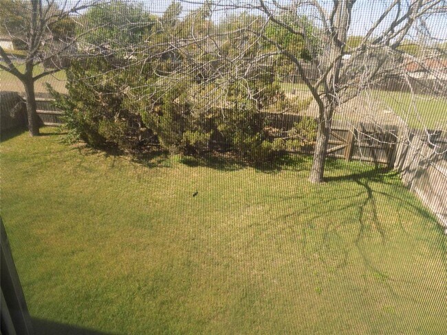 Building Photo - 805 Jasmine Trail