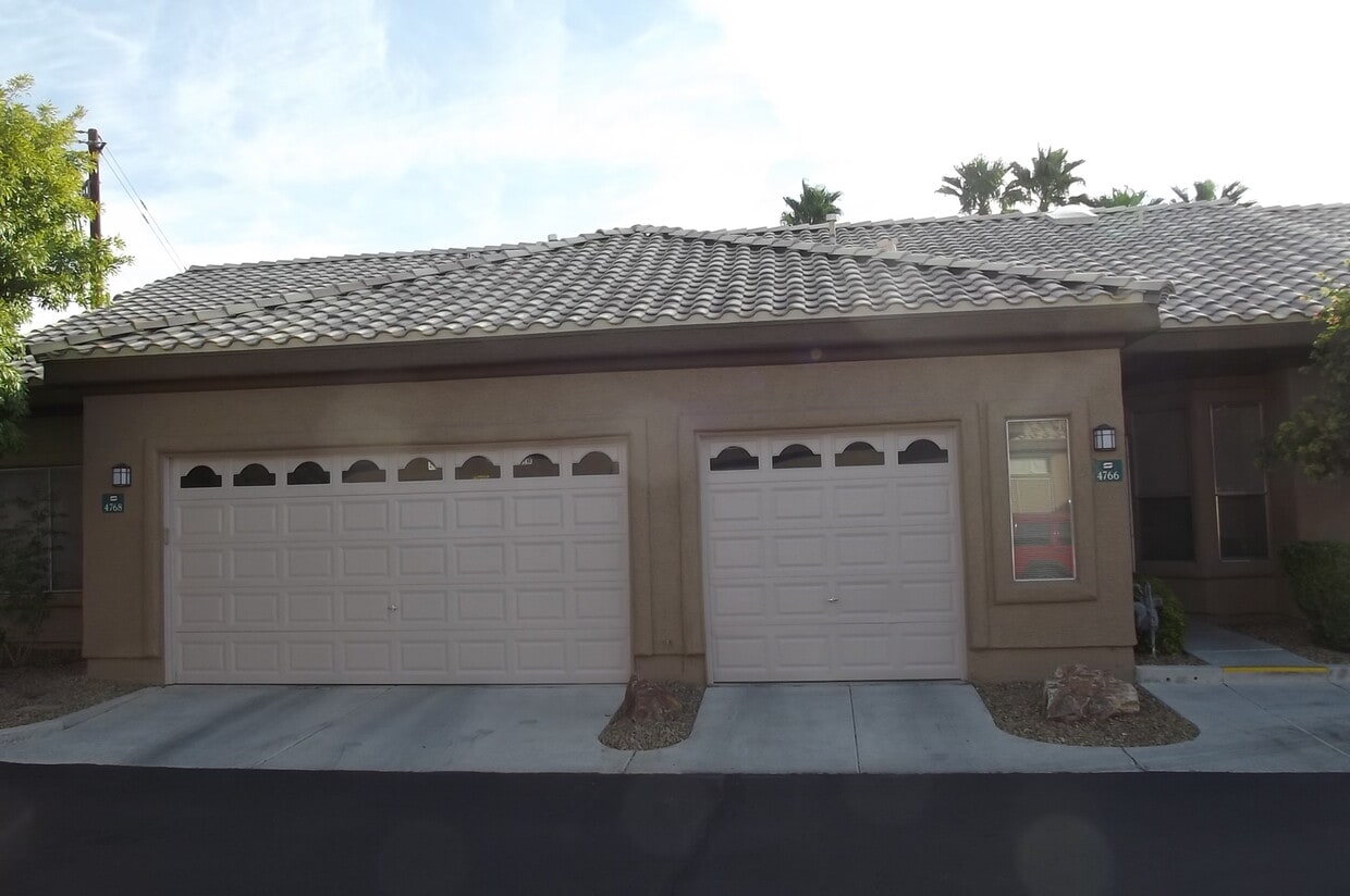 Primary Photo - North Las Vegas 2 bedroom Townhouse