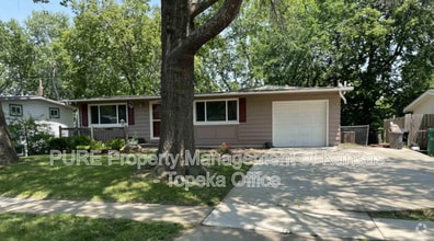 Building Photo - 3320 SW Oakley Ave