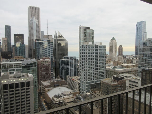 Building Photo - 200 N Dearborn St