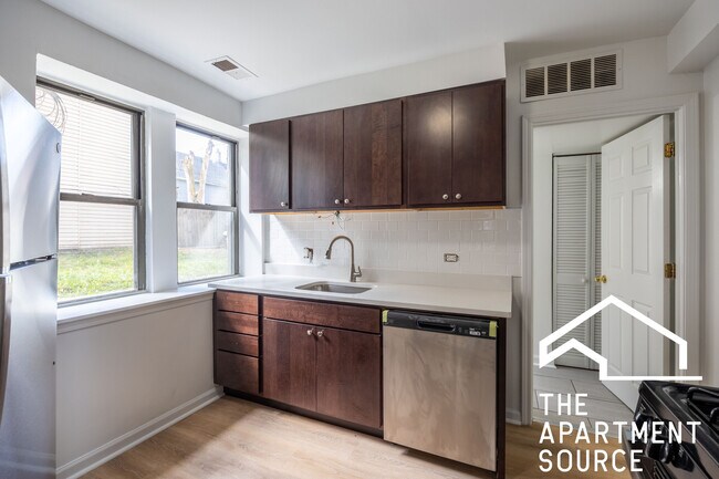 Foto del edificio - 2118 N Whipple St